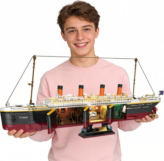 Titanic Building Block Set Ship Model with Glacier Light Strip 2288 Pieces